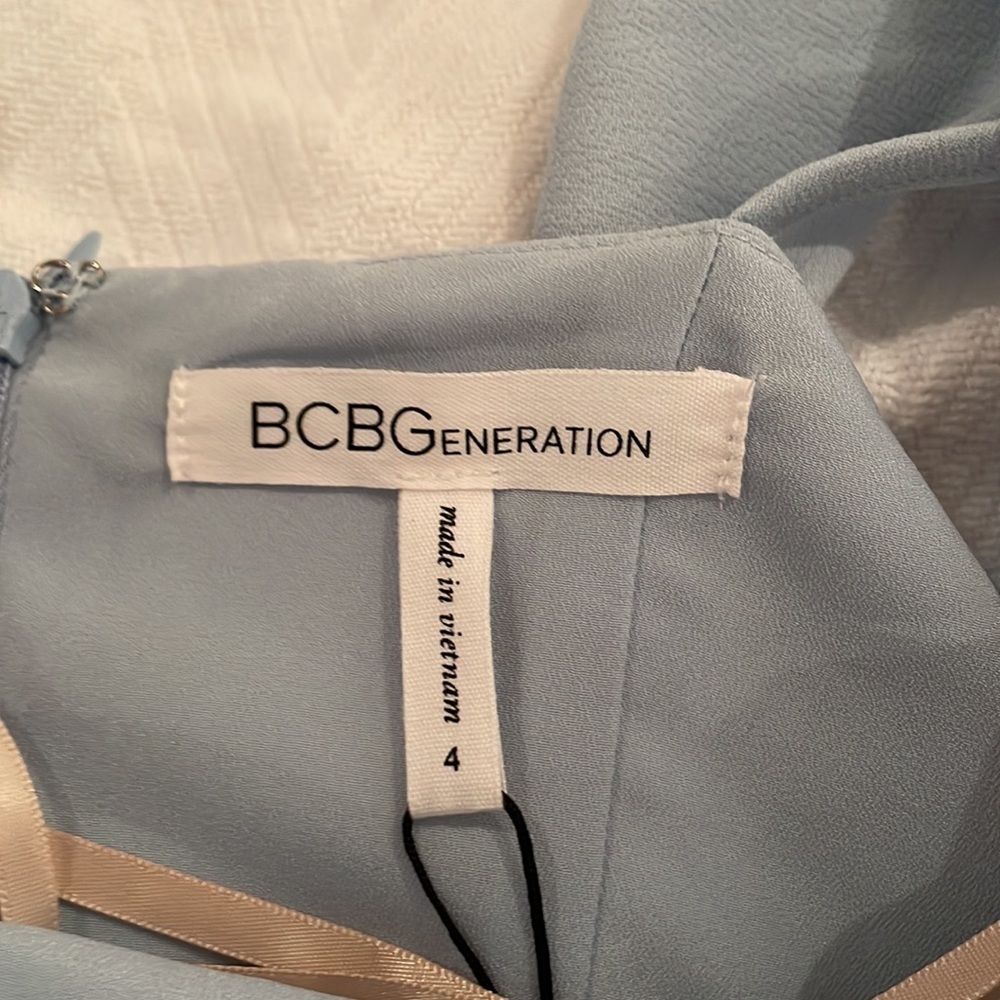 NWT BCBG beautiful dress - Picture 2 of 3